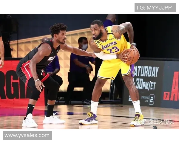 NBA总决赛湖人对热火精彩直播第三节全程回顾与分析